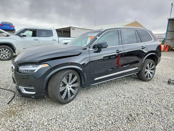 YV4A221L6N1813909 2022 VOLVO XC90 - Image 1