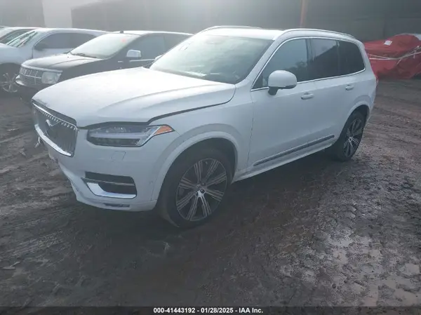 YV4A221L9N1868449 2022 VOLVO XC90 - Image 2