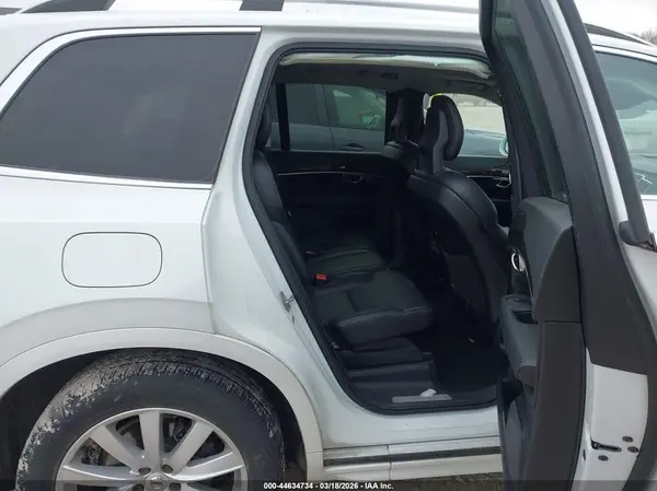 YV4A22PK0G1004312 2016 VOLVO XC90 - Image 8
