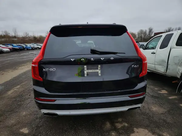 YV4A22PK0G1012877 2016 VOLVO XC90 - Image 8