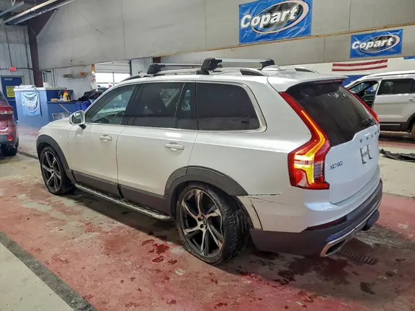 YV4A22PK0G1014550 2016 VOLVO XC90 - Image 2