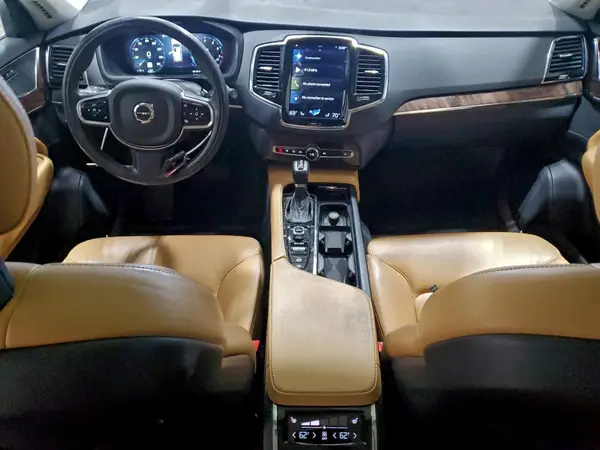 YV4A22PK0G1014550 2016 VOLVO XC90 - Image 8