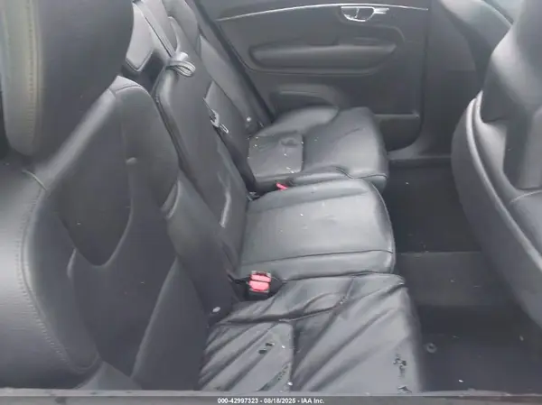 YV4A22PK0G1015925 2016 VOLVO XC90 - Image 8