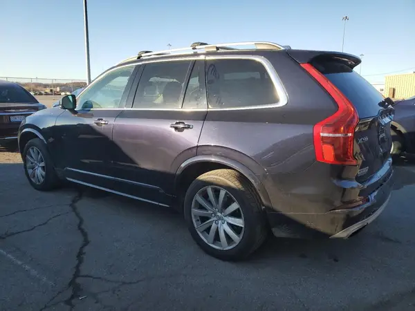 YV4A22PK0G1028304 2016 VOLVO XC90 - Image 2
