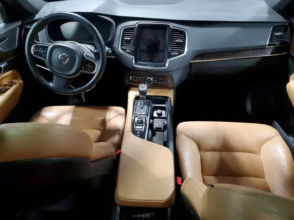 YV4A22PK0G1035415 2016 VOLVO XC90 - Image 8