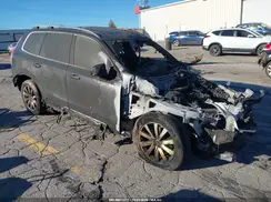 YV4A22PK0G1039528 2016 VOLVO XC90
