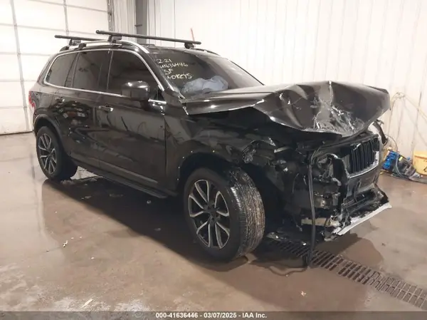 YV4A22PK0G1044972 2016 VOLVO XC90 - Image 1