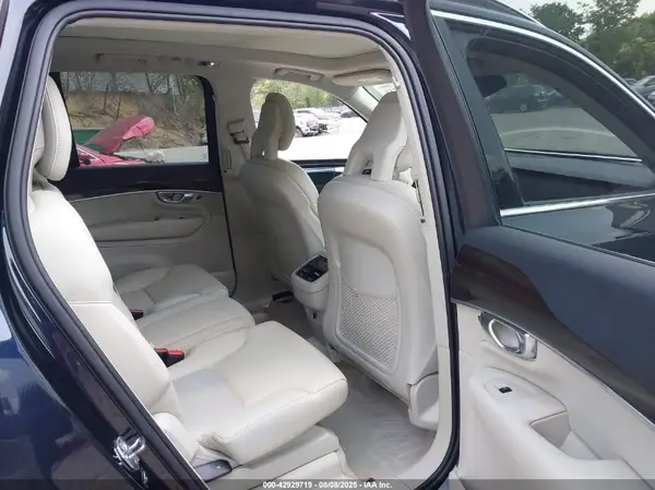 YV4A22PK0G1046334 2016 VOLVO XC90 - Image 8