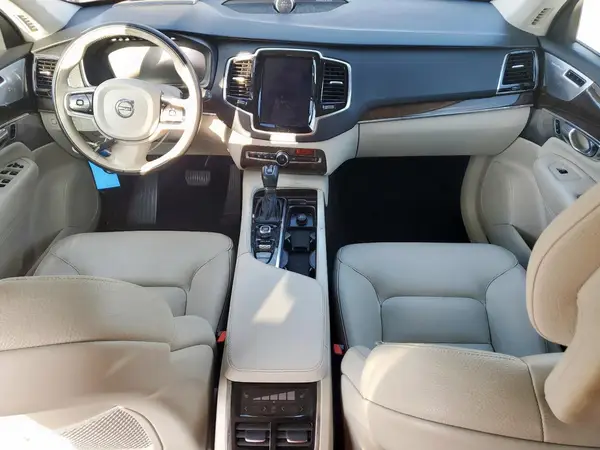 YV4A22PK0G1054241 2016 VOLVO XC90 - Image 8