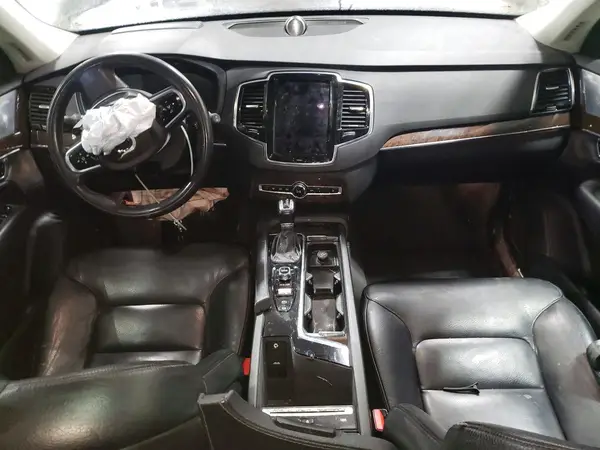 YV4A22PK0G1058130 2016 VOLVO XC90 - Image 8