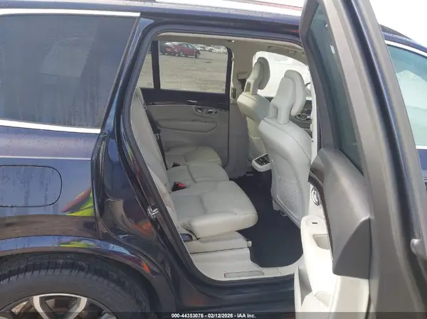 YV4A22PK0G1060752 2016 VOLVO XC90 - Image 8