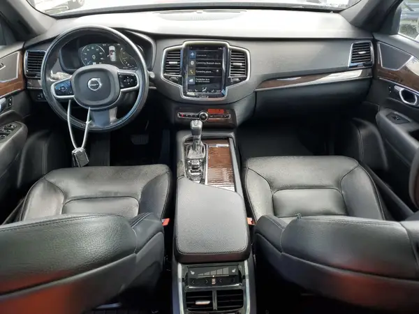 YV4A22PK0G1061898 2016 VOLVO XC90 - Image 8
