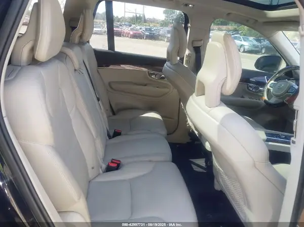 YV4A22PK0G1065434 2016 VOLVO XC90 - Image 8