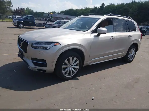 YV4A22PK0G1067586 2016 VOLVO XC90 - Image 2