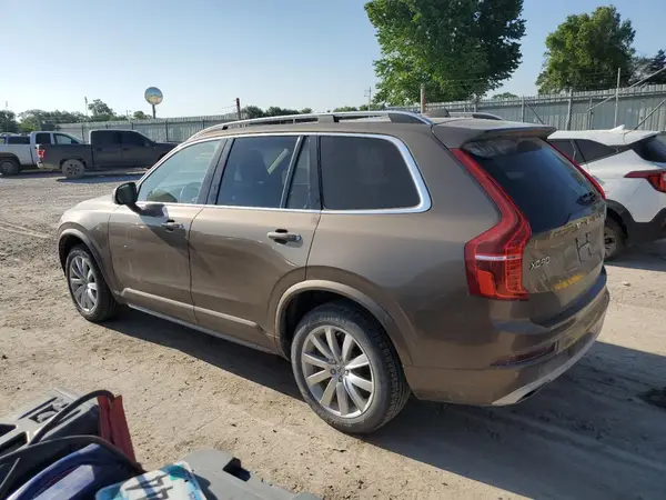 YV4A22PK0G1070827 2016 VOLVO XC90 - Image 2