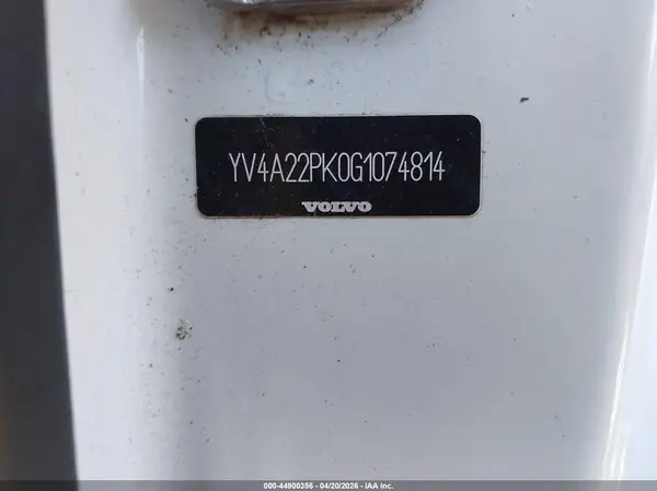 YV4A22PK0G1074814 2016 VOLVO XC90 - Image 8