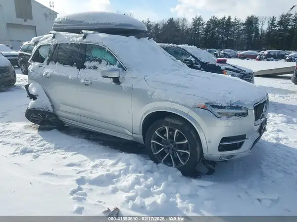 YV4A22PK0G1077616 2016 VOLVO XC90 - Image 1