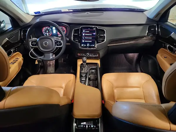 YV4A22PK0G1084081 2016 VOLVO XC90 - Image 8