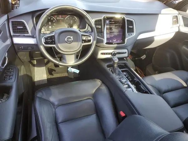 YV4A22PK0G1086784 2016 VOLVO XC90 - Image 8