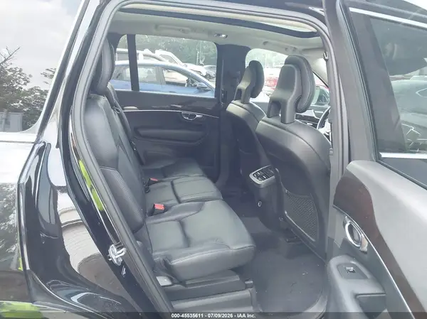YV4A22PK0G1087028 2016 VOLVO XC90 - Image 8