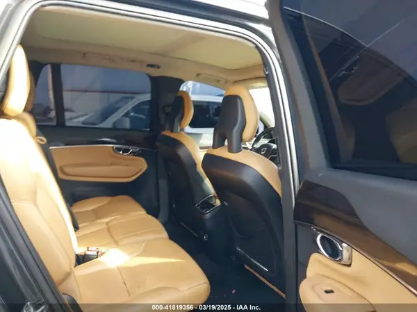 YV4A22PK0G1089068 2016 VOLVO XC90 - Image 8