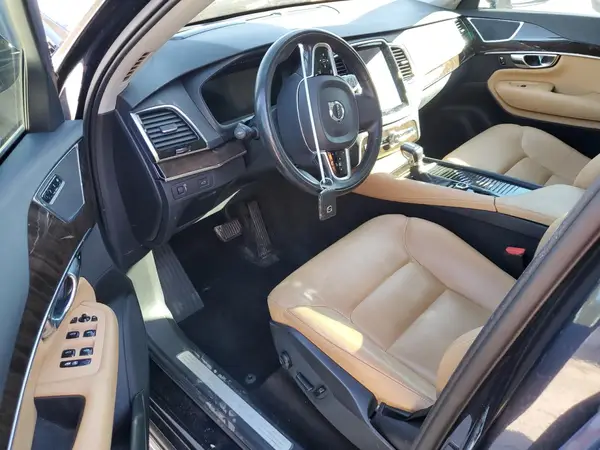 YV4A22PK0G1089460 2016 VOLVO XC90 - Image 8