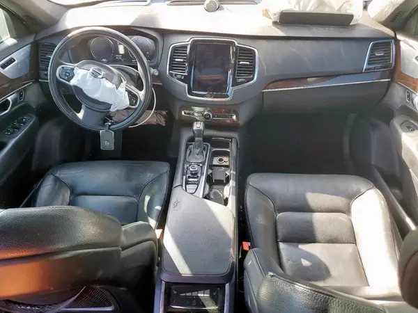 YV4A22PK0G1089751 2016 VOLVO XC90 - Image 8