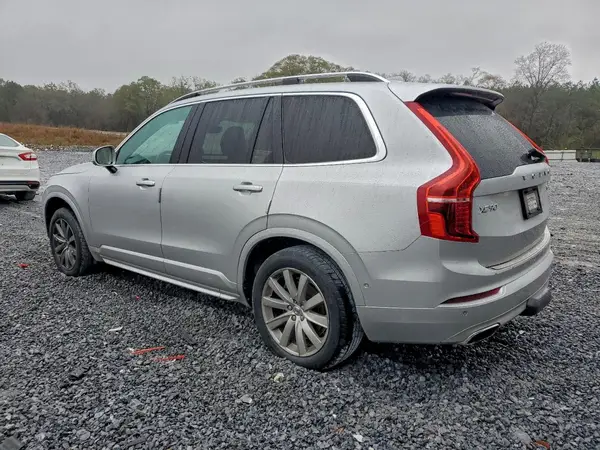 YV4A22PK0G1093086 2016 VOLVO XC90 - Image 2