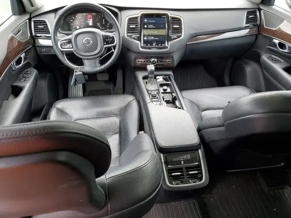 YV4A22PK0H1121146 2017 VOLVO XC90 - Image 8
