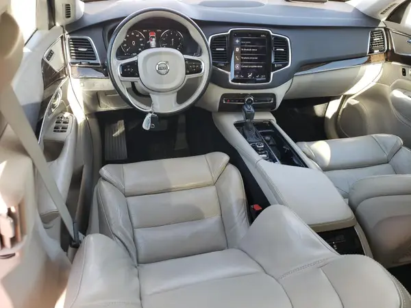 YV4A22PK0H1171397 2017 VOLVO XC90 - Image 8