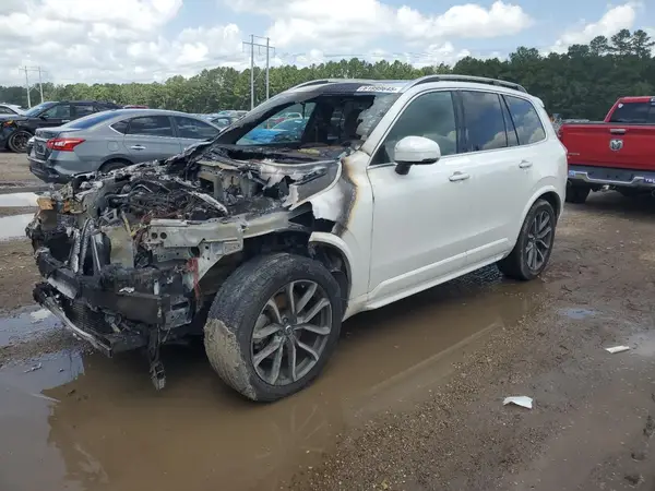YV4A22PK0H1175160 2017 VOLVO XC90 - Image 1