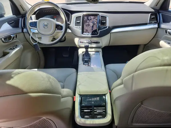 YV4A22PK0J1206333 2018 VOLVO XC90 - Image 8