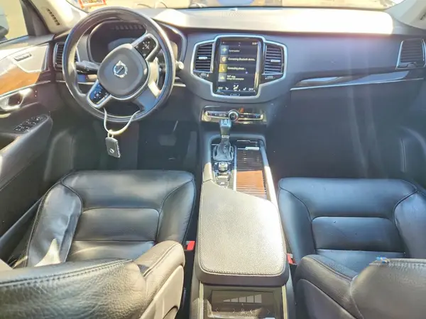 YV4A22PK0J1213525 2018 VOLVO XC90 - Image 8