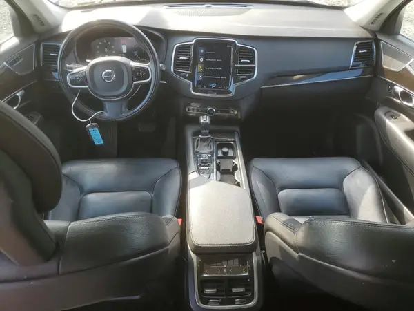 YV4A22PK0J1321207 2018 VOLVO XC90 - Image 8