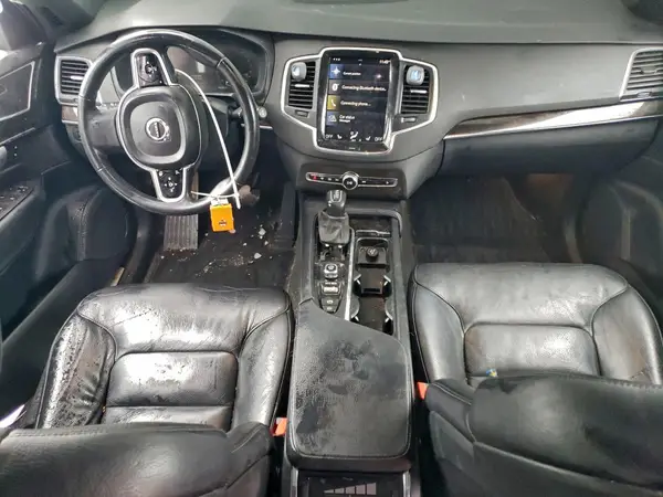 YV4A22PK0J1323359 2018 VOLVO XC90 - Image 8