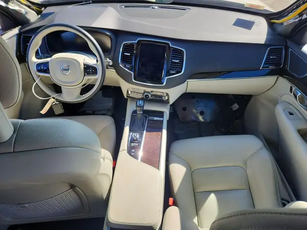 YV4A22PK0J1324740 2018 VOLVO XC90 - Image 8