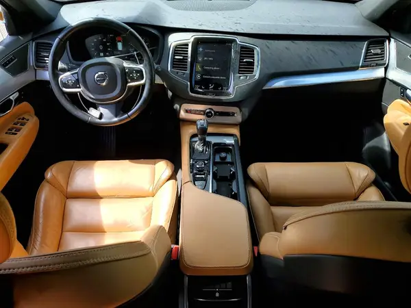 YV4A22PK0J1328187 2018 VOLVO XC90 - Image 8