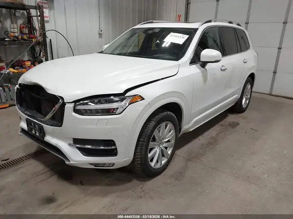 YV4A22PK0J1330876 2018 VOLVO XC90 - Image 2