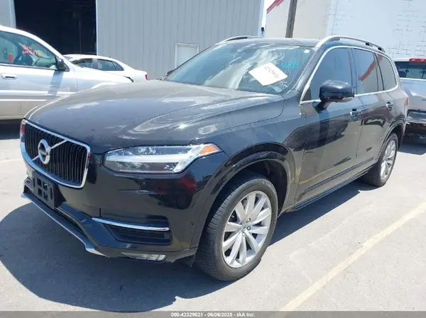 YV4A22PK0J1335561 2018 VOLVO XC90 - Image 2