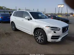 YV4A22PK0J1336421 2018 VOLVO XC90