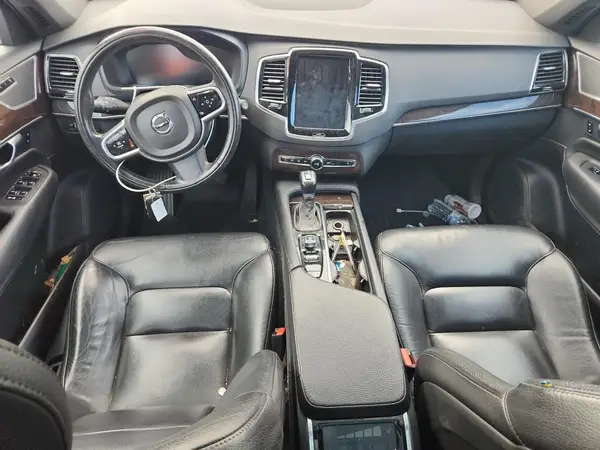 YV4A22PK0J1373954 2018 VOLVO XC90 - Image 8