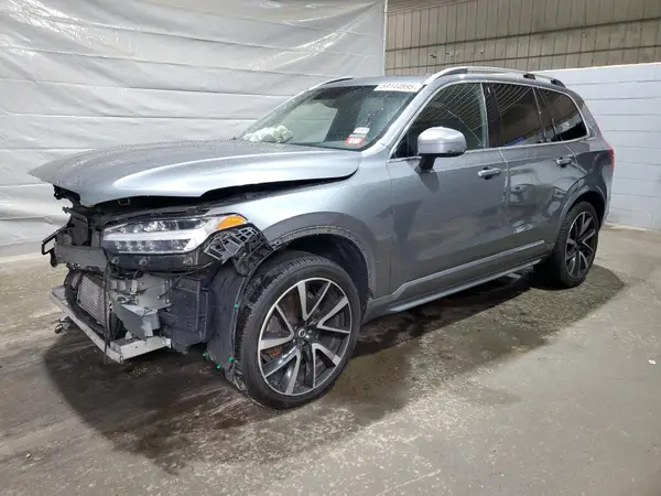 YV4A22PK0J1391368 2018 VOLVO XC90 - Image 1