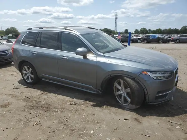 2019 VOLVO XC90 COPART lot 68032035 auction photo 4