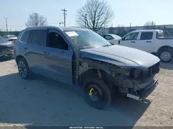YV4A22PK0L1539330 2020 VOLVO XC90
