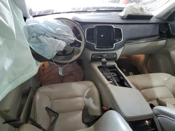 YV4A22PK1G1000981 2016 VOLVO XC90 - Image 8