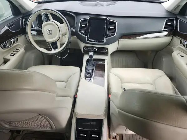 YV4A22PK1G1020227 2016 VOLVO XC90 - Image 8
