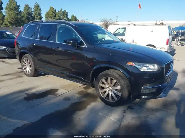 YV4A22PK1G1028781 2016 VOLVO XC90 - Image 1