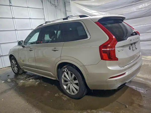 YV4A22PK1G1032345 2016 VOLVO XC90 - Image 2