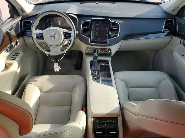 YV4A22PK1G1037058 2016 VOLVO XC90 - Image 8