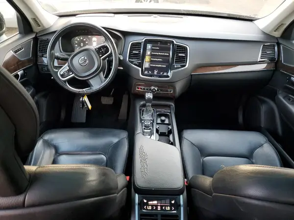 YV4A22PK1G1044429 2016 VOLVO XC90 - Image 8